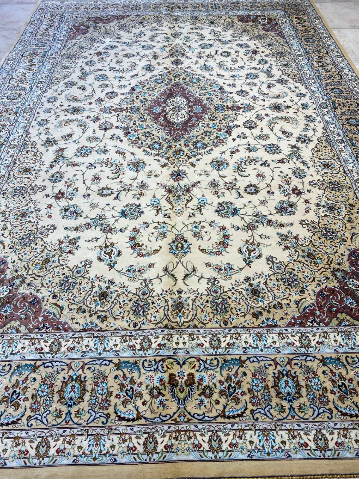 سجادة كاشان الإيرانية الحريرية المصنوعة يدوياً – 2m x 3m، إبداع فارسي رفيع view 5
