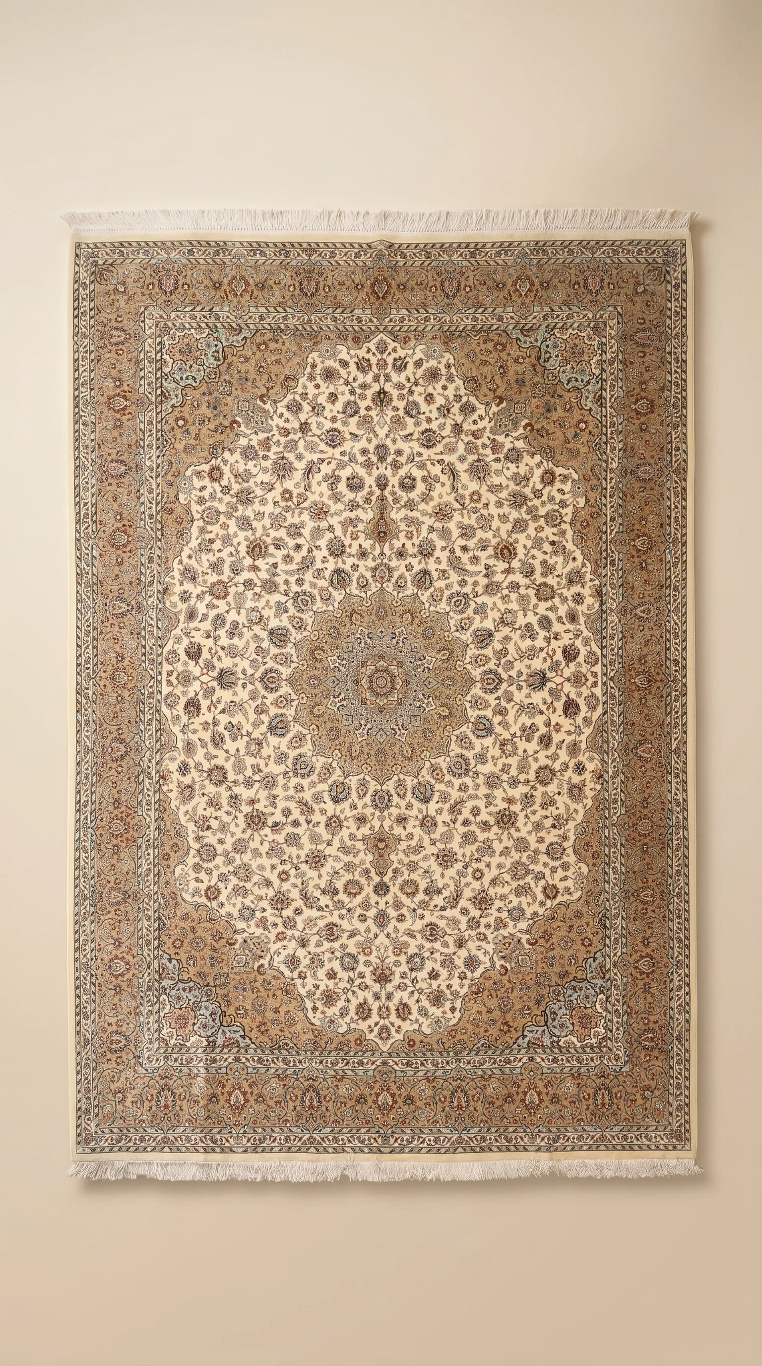 سجادة كاشان الفارسية الحريرية (المرجع 5750) – 2.10m x 3.12m، أناقة يدوية الصنع في الشارقة