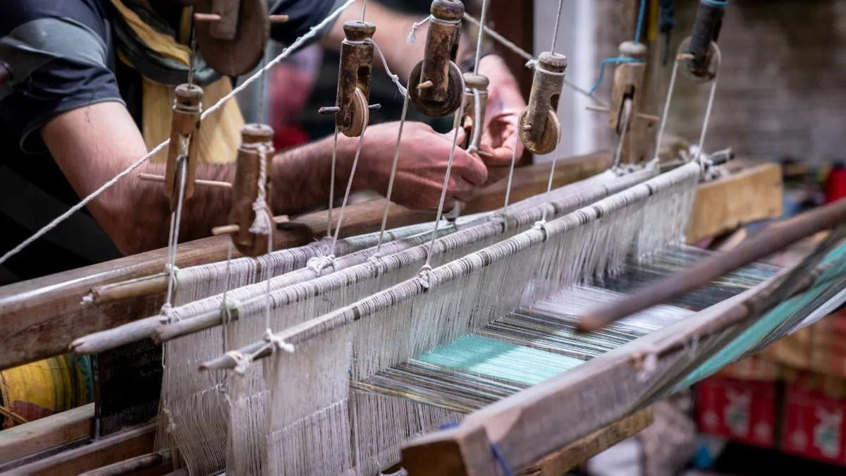 Understanding the Materials Used in Dubai's Imported Rugs
